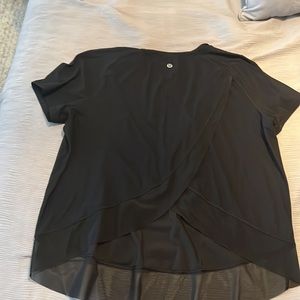 Lululemon Quick space top Black!